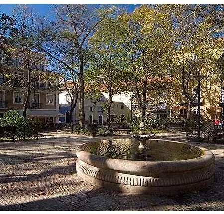 Large Terrace, Principe Real, Wifi, Calm * ליסבון