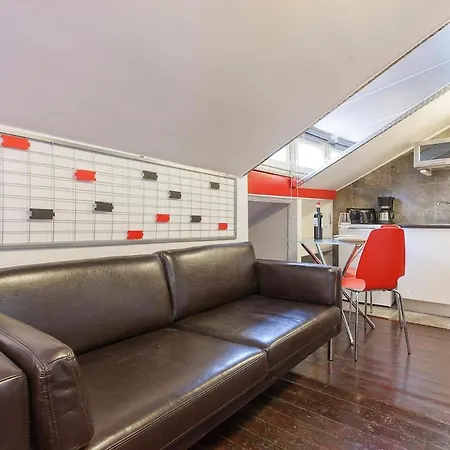 Апартаменты Large Terrace, Principe Real, Wifi, Calm Лиссабон